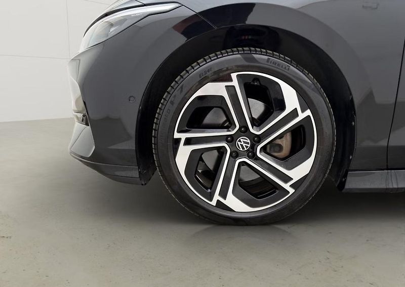 Volkswagen ID.7 Tourer GTX 360kam Masáž HuD Tažné - fotka 28 z 31