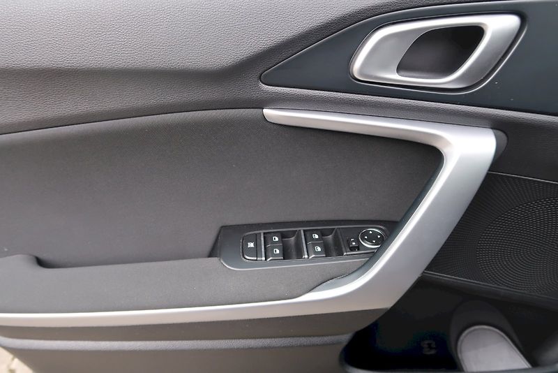 Kia Ceed (2022) Sportswagon,  1.0 T-GDI / 88 k - fotka 17 z 29