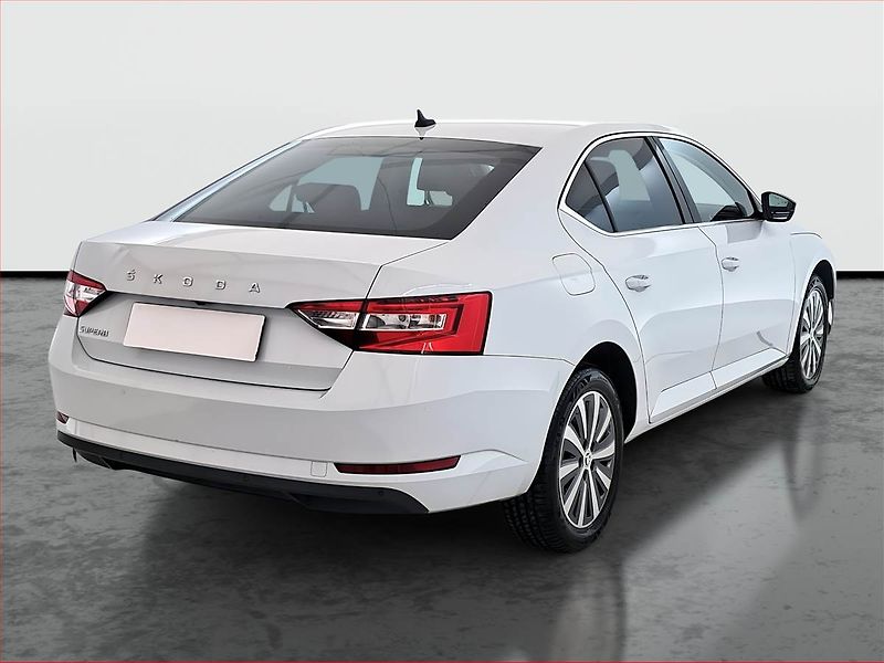 Škoda Superb (2022) 2.0 TDI, Automat, Kůže, Navi - fotka 5 z 20