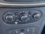 Dacia Sandero (2014) 0.9 TCe, Stepway, AC, park - náhled 13