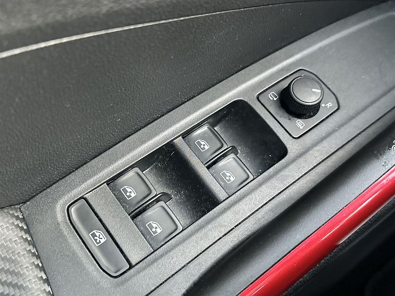Škoda Fabia (2025) 1.0 TSI DSG Monte Carlo - fotka 18 z 33