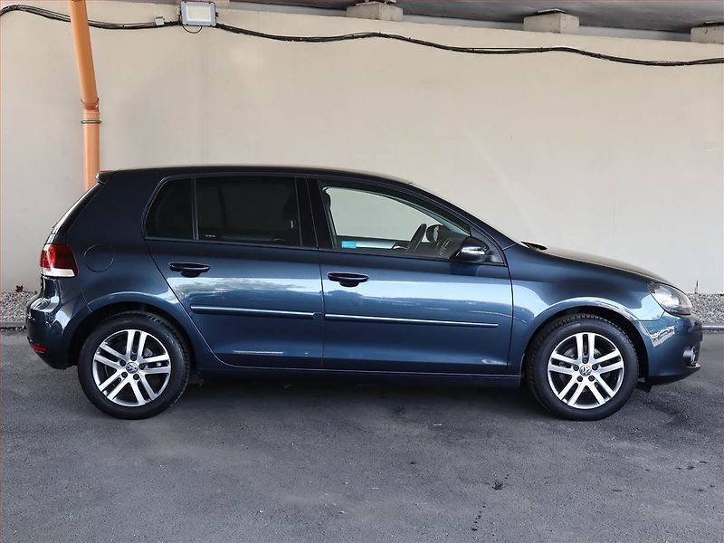 Volkswagen Golf (2010) Comfortline 1.2 TSI - fotka 6 z 14