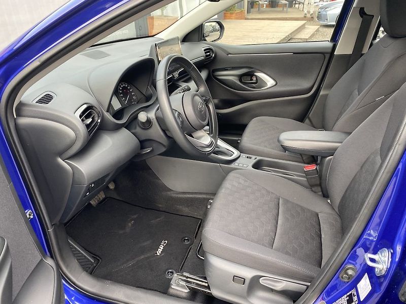 Toyota Yaris 1.5HEV, ČR-1m, Comfort, DPH - fotka 10 z 29