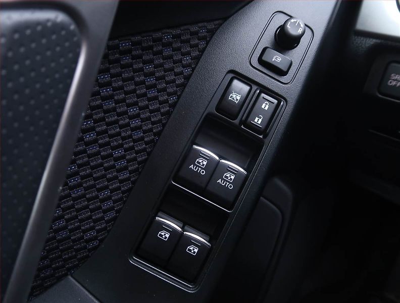 Subaru Forester (2017) 2.0 X, 4X4, Automat - fotka 16 z 18