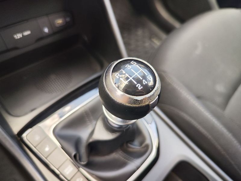 Hyundai Tucson 1.6 T-GDI/110kW Smart - fotka 20 z 33