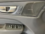 Volvo XC60 T6 AWD Black Edition Plus AT8 - náhled 20