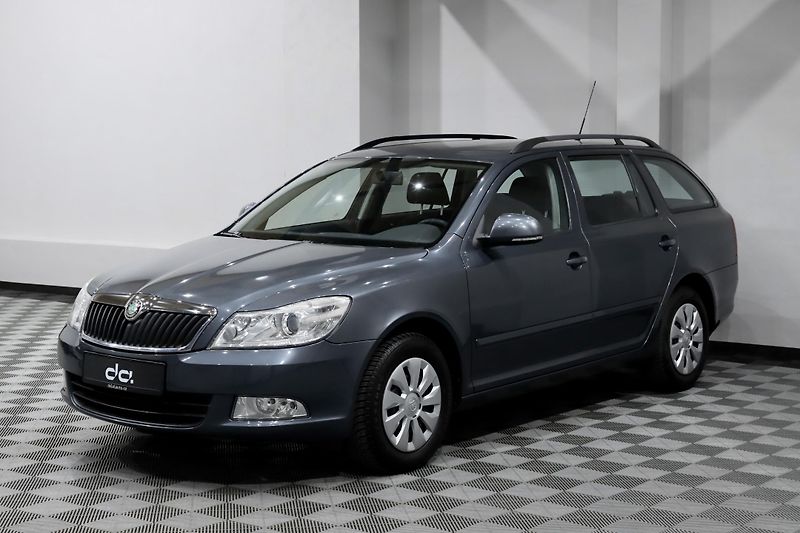 Škoda Octavia (2009) 2 Facelift Combi 1.6 MPI 75 kW - fotografie inzerátu