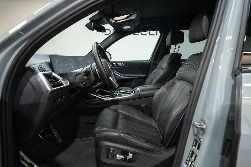 BMW X7 xDrive40i M Sport 280 kW - fotka 8 z 47