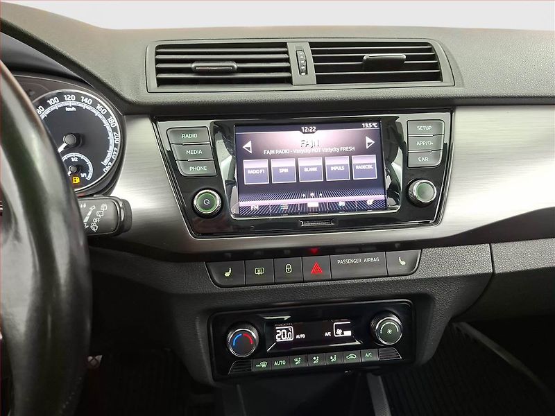 Škoda Fabia (2021) Style 1.0 TSI, Serv.kniha - fotka 12 z 16