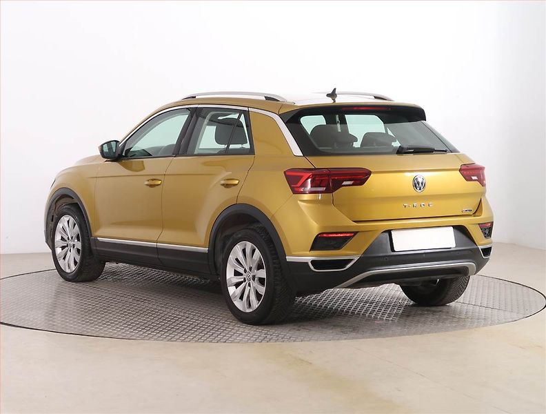 Volkswagen T-Roc (2018) 2.0 TDI 4Motion, 4X4, Automat - fotka 4 z 20