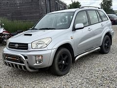 Toyota RAV4 2,0 D-4D 4X4 TAŽNÉ NOVÁ STK - fotografie inzerátu