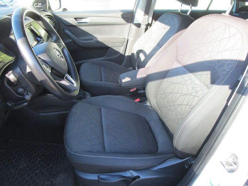 Škoda Fabia 1,0 TSI-70KW-STK ČR+NOVÝ OLEJ - fotka 13 z 23