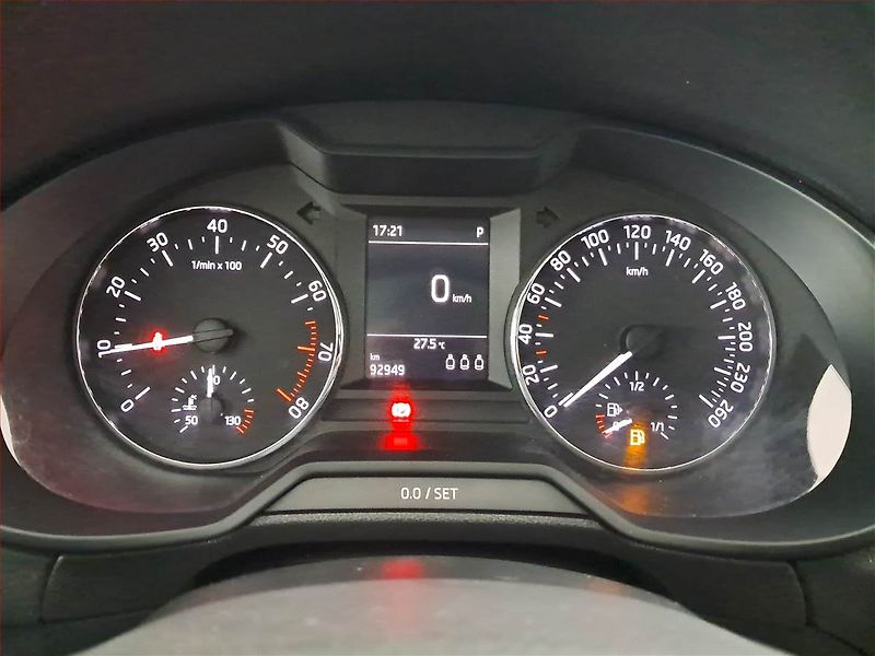 Škoda Octavia (2016) 1.4 TSI, Automat, Bi-Xenony - fotka 11 z 18