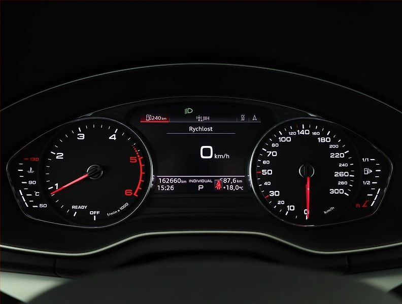Audi Q5 (2022) 40 TDI, DPH, ČR - fotka 9 z 19
