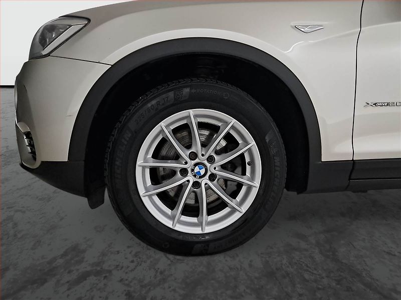BMW X3 (2015) xDrive20d, 4X4, Automat - fotka 15 z 17
