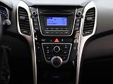 Hyundai i30 (2014) 1.6 MPI, Serv.kniha, Tempomat - náhled 10