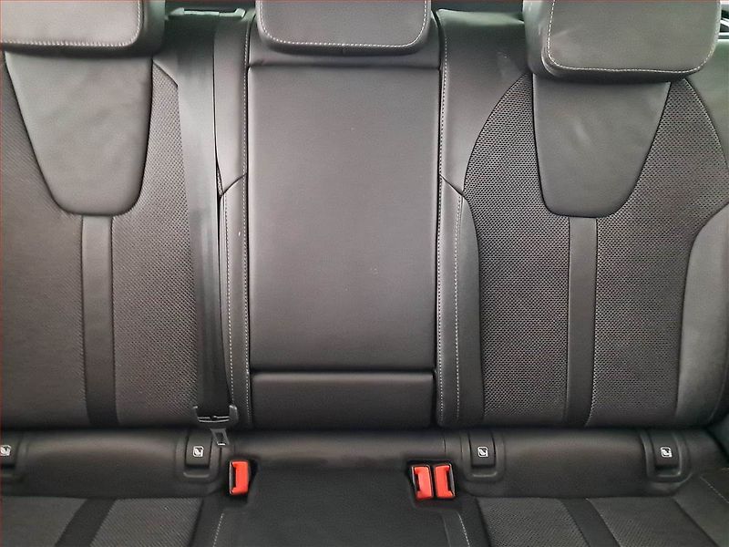 Škoda Octavia (2023) 2.0 TDI - fotka 10 z 17