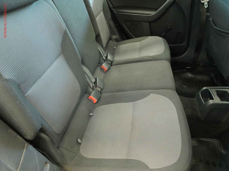Škoda Yeti (2012) 1.2TSi, ČR, AC, tažné - fotka 12 z 19