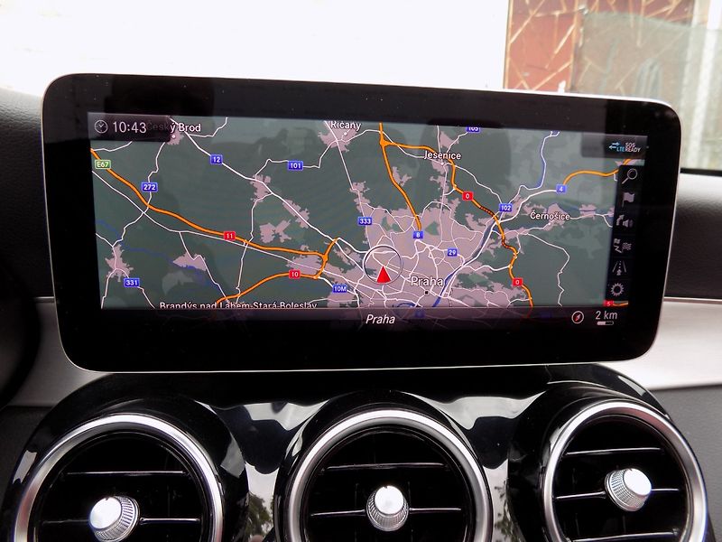 Mercedes-Benz Třídy C (2021) 400/AMG-Line/4-Matic/Led/ - fotka 34 z 44