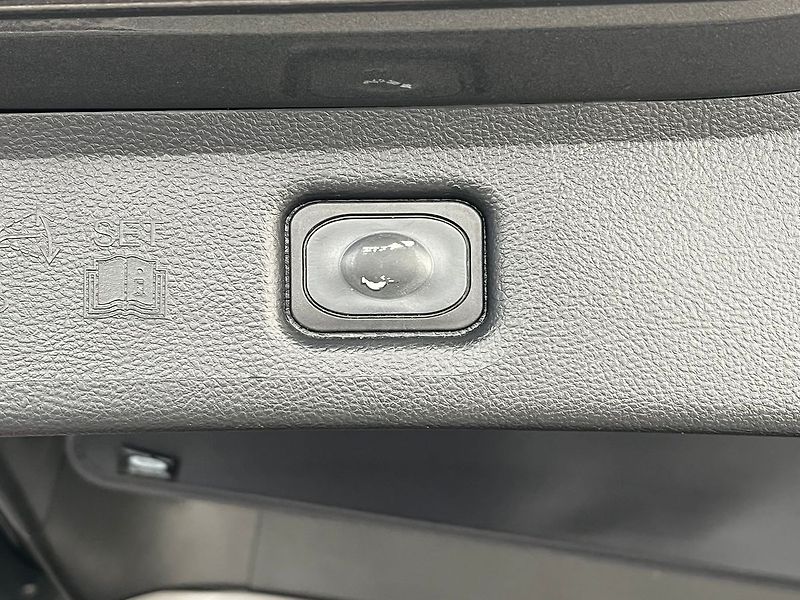 Ford S-MAX 2.5 Duratec HEV VIGNALE - fotka 37 z 61
