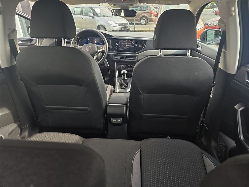 Volkswagen Taigo 1,0 TSi 70KW Life NAVI STK DPH - fotka 28 z 41