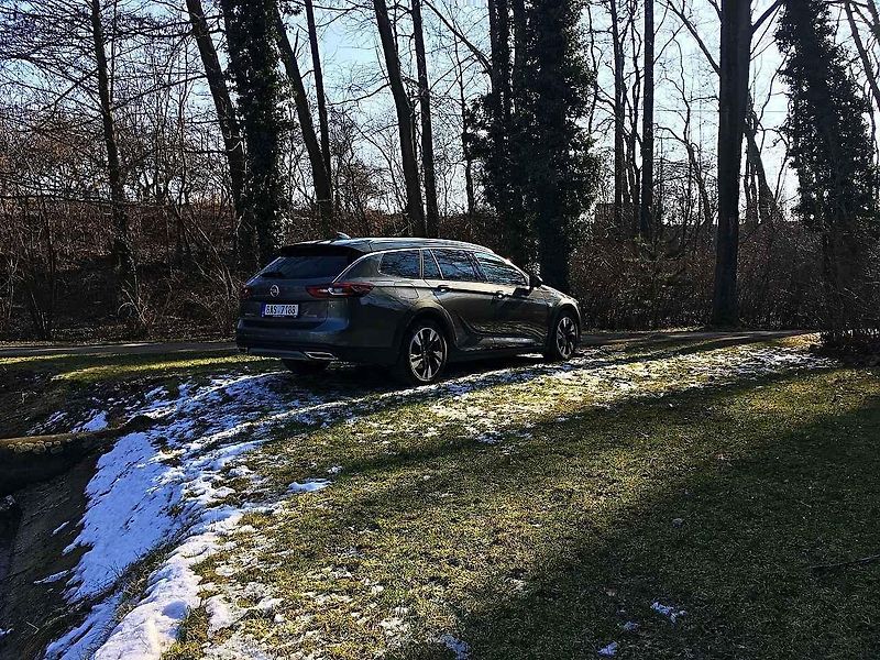 Opel Insignia současné generace po faceliftu
