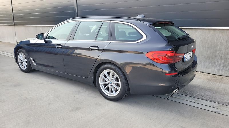 BMW Řada 5 520D manuál - fotka 4 z 25