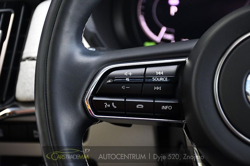 Mazda CX-60 2.5 PHEV TAKUMI ACC HUD BOSE - fotka 32 z 59