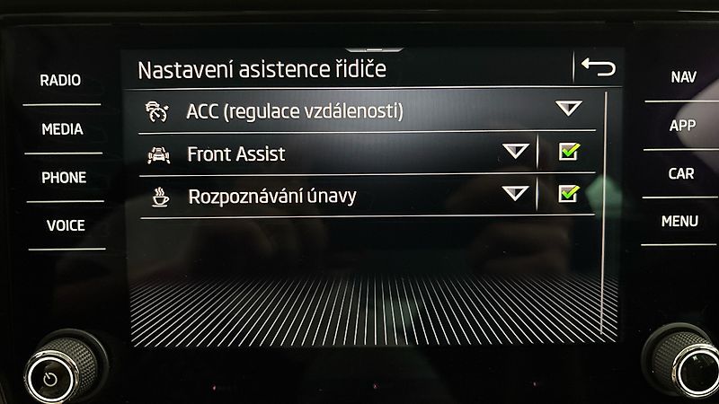 Škoda Kodiaq 2.0 TDI DSG 4x4 Style - fotka 26 z 29
