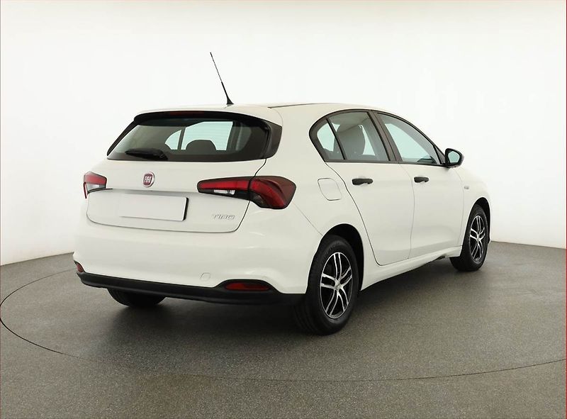 Fiat Tipo (2018) 1.4 16V, Serv.kniha, Tempomat - fotka 5 z 19