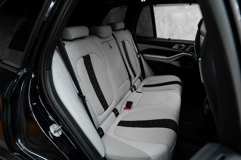 BMW X5 - fotka 23 z 26
