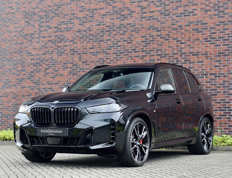 BMW X5 (2025) 50e xDrive M SPORT Individual - fotka 19 z 53