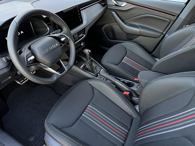 Škoda Kamiq 1.5TSi DSG Monte Carlo 150PS M - fotka 9 z 35