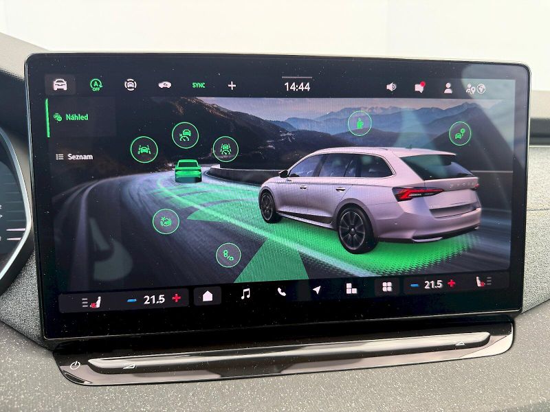 Škoda Octavia (2025) 2.0 TDI 110kW DSG Top Selectio - fotka 19 z 35