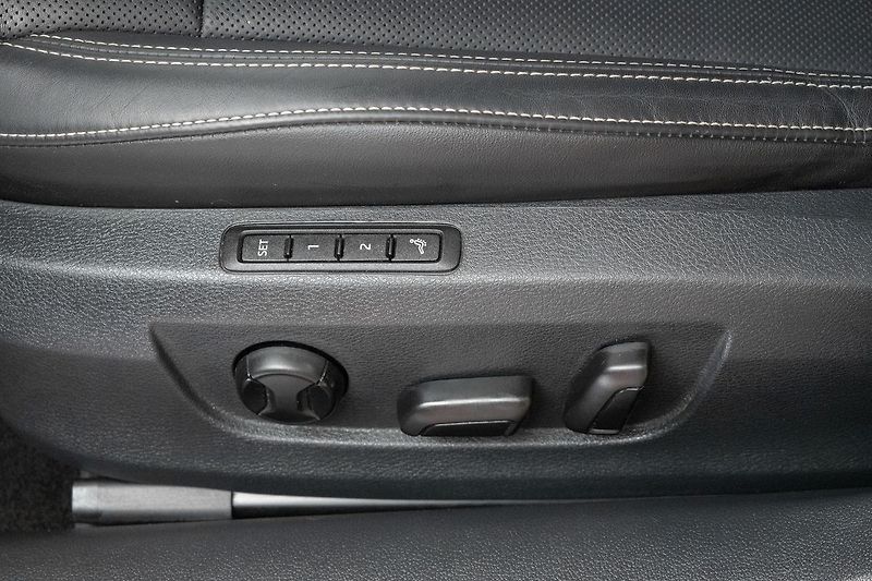 Škoda Superb 2.0TDI L&K*N.TOPENÍ*DPH*ČR 1.M - fotka 18 z 48
