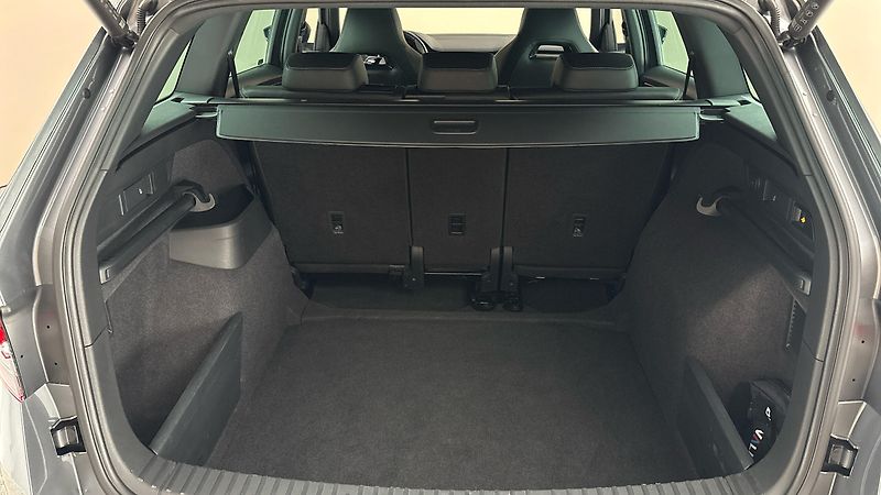 Škoda Kodiaq 2.0 TDI DSG 4x4 Sportline - fotka 17 z 29