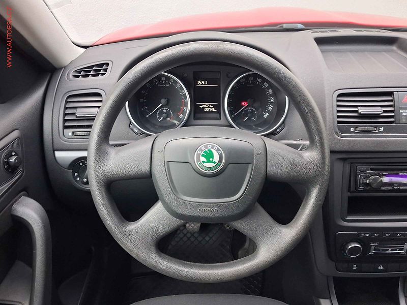 Škoda Yeti (2012) 2.0 TDi 4x4, 2.maj,ČR - fotka 11 z 15