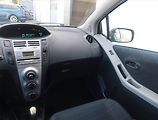 Toyota Yaris (2008) 1.0 VVT-i, po STK, CZ doklady - náhled 8