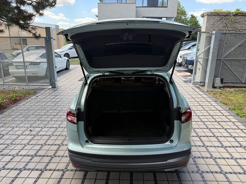 Škoda Enyaq 80 iV Kamera, 150 kW REZERVACE - fotka 32 z 36