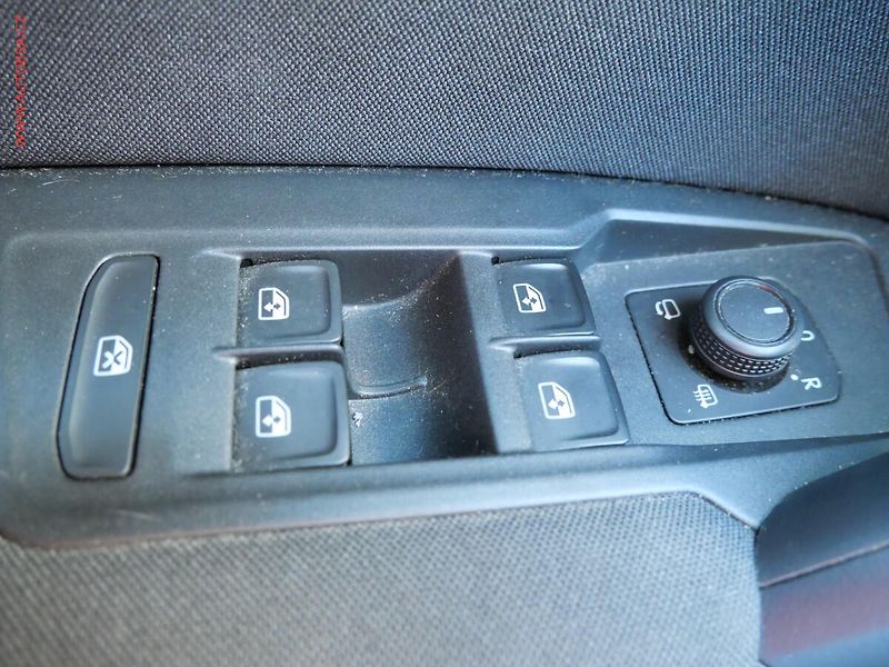 Volkswagen Tiguan (2019) 1.5 TSi, 1.maj,ČR - fotka 14 z 22