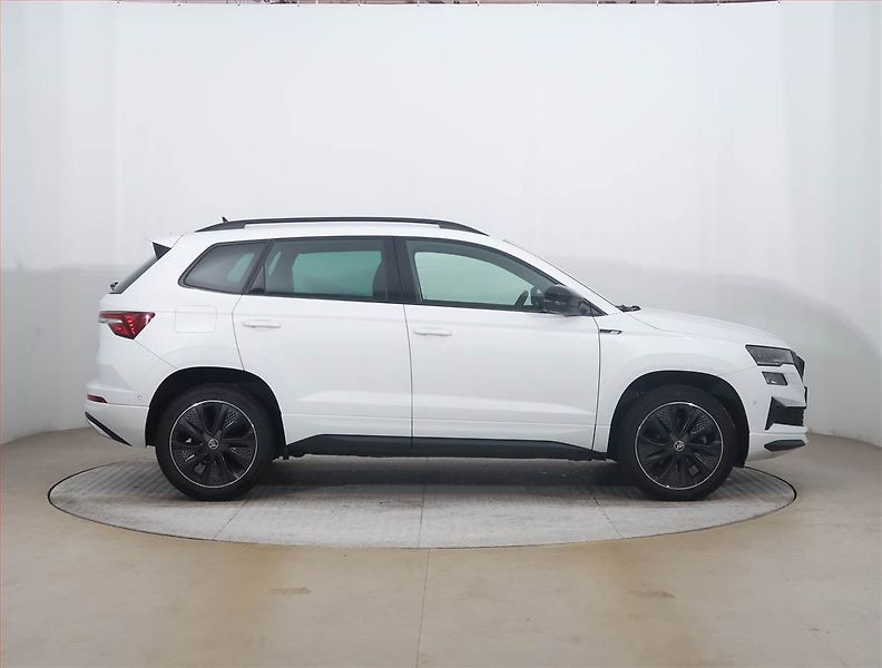Škoda Karoq (2024) Sportline 1.5 TSI - fotka 6 z 22