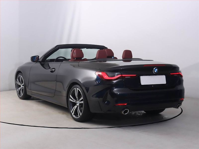 BMW Řada 4 (2024) 420i - fotka 4 z 24