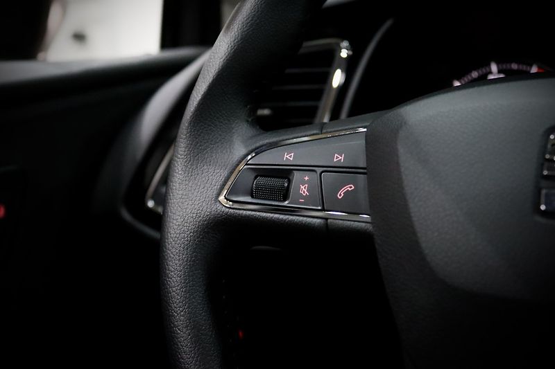 Seat Leon ST 1.4 TSI 90 kW - fotka 23 z 31