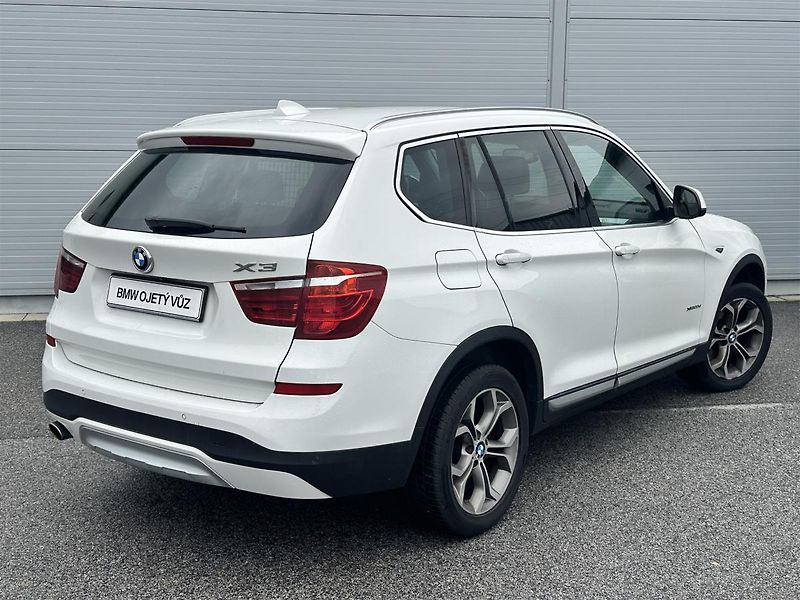BMW X3 xDrive20d - fotka 2 z 13