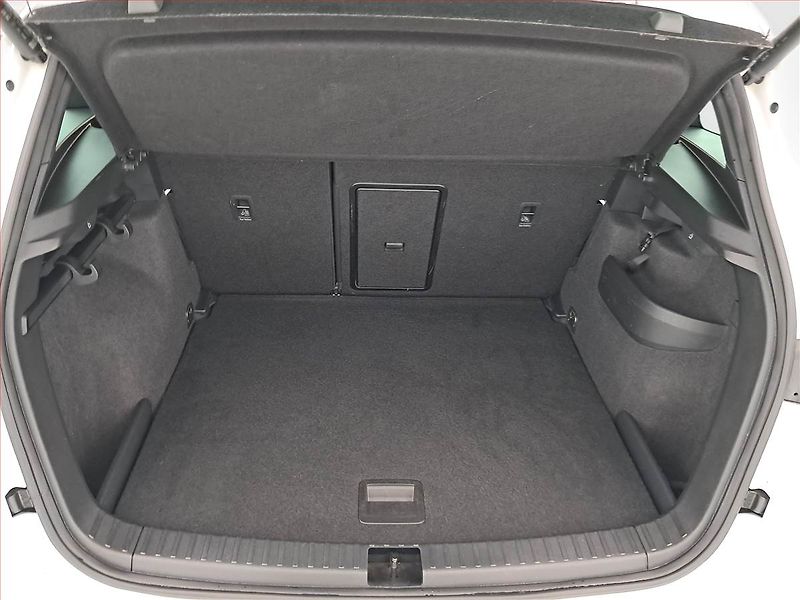 Škoda Karoq (2022) Sportline 1.5 TSI - fotka 14 z 18