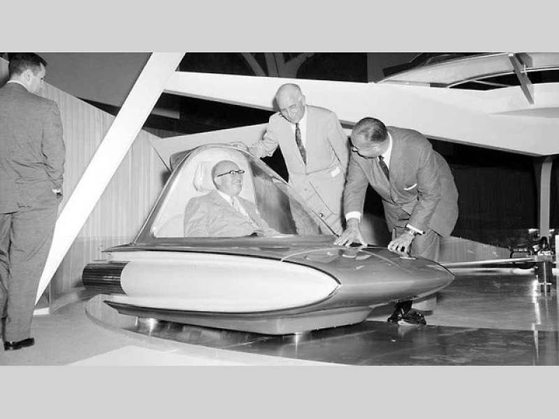 Curtiss-Wright Model 2500 Air Car.