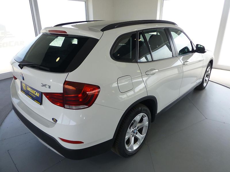 BMW X1 (2014) 2,0D*X-DRIVE**NAVI*ALU**XENONY - fotka 5 z 23