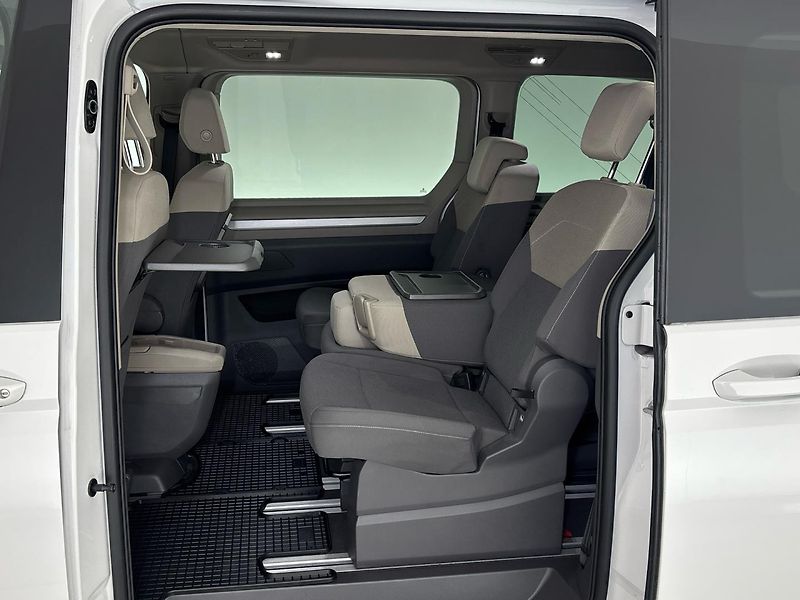 Volkswagen Multivan Life DSG eHybrid - fotka 8 z 30