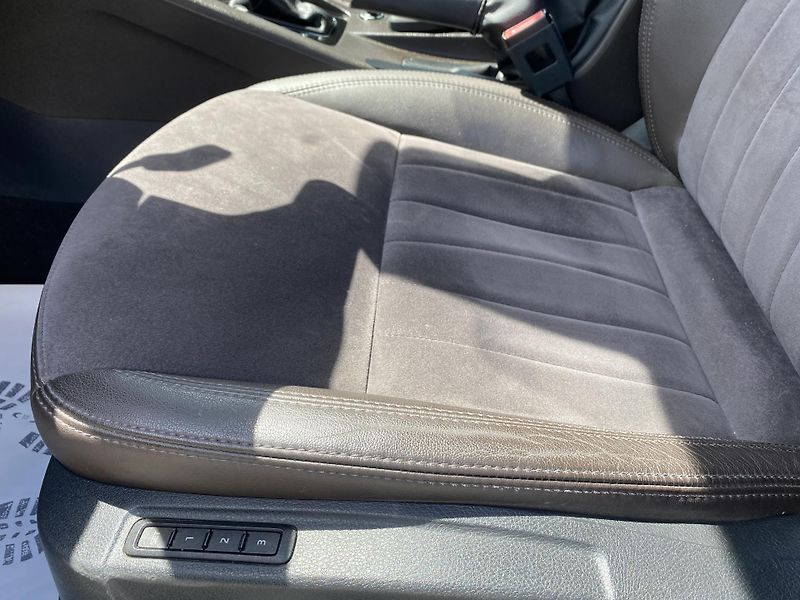 Škoda Octavia 2.0TDi L+K CZ WEBASTO 4x4 - fotka 147 z 165
