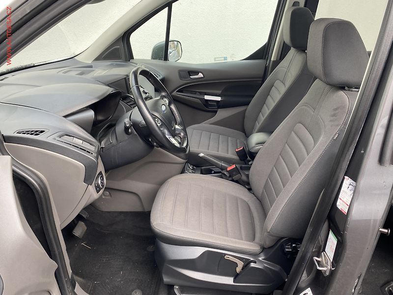 Ford Tourneo Connect (2019) 1.5TDCi MAXi XL, ČR - fotka 9 z 15